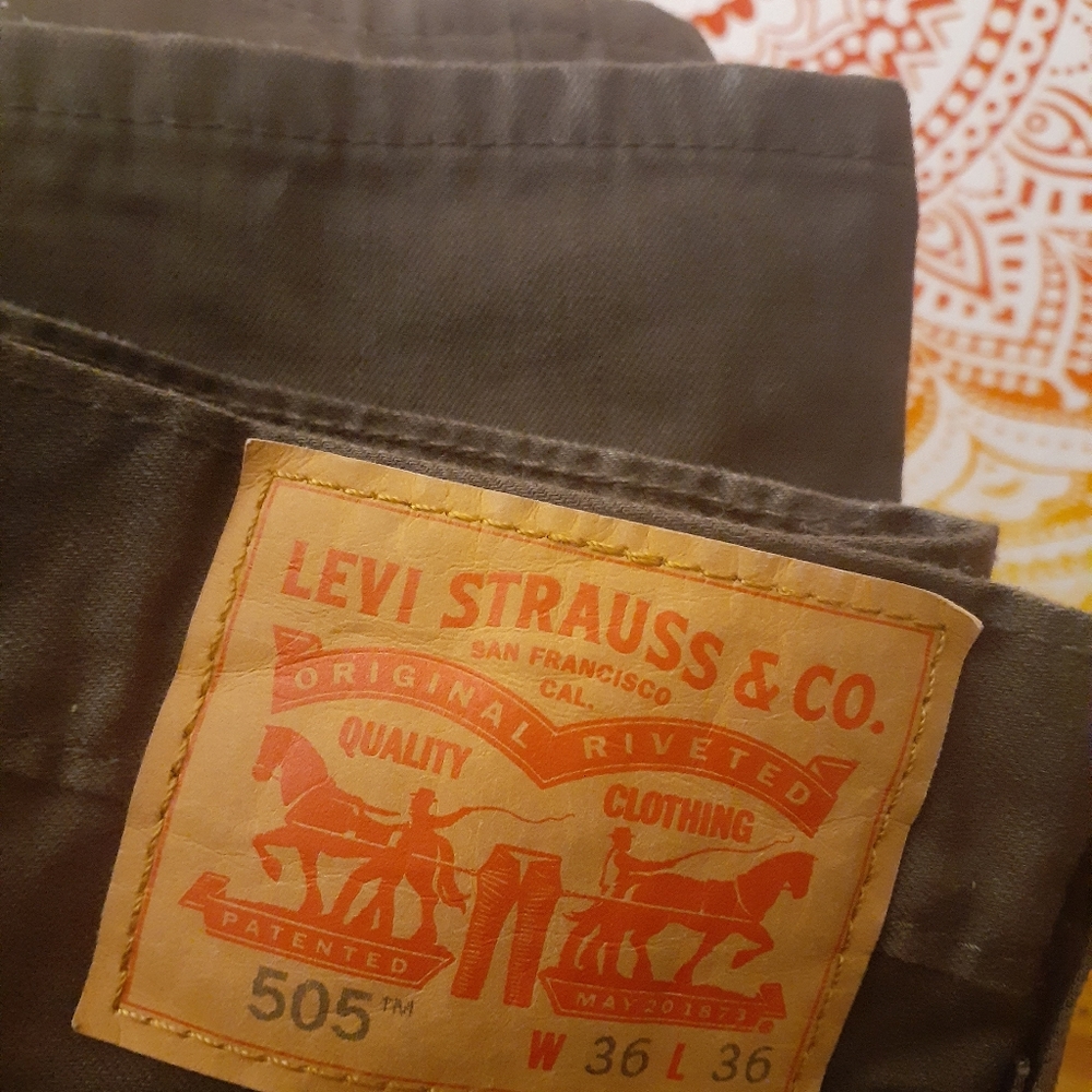 36 x 36 Levi's 505